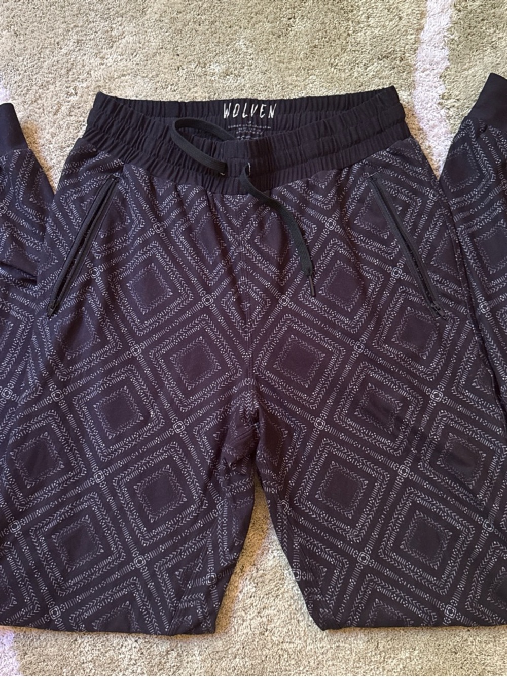 Wolven Men’s Black Geometric Joggers Size Small